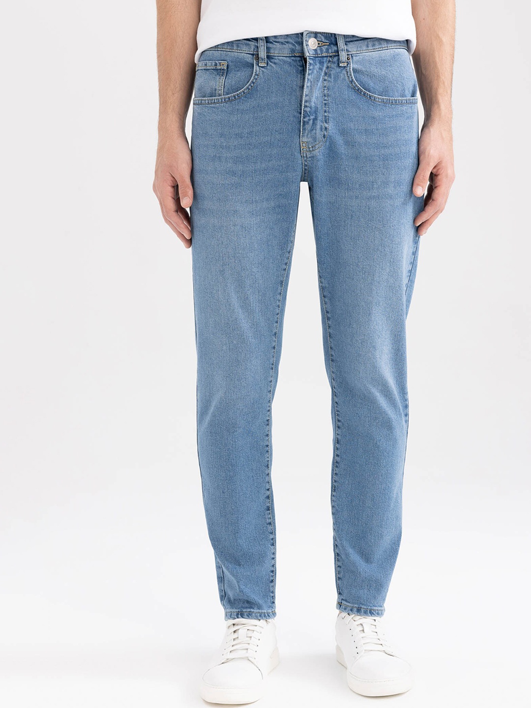 

DeFacto Men Mid Rise Jeans, Blue