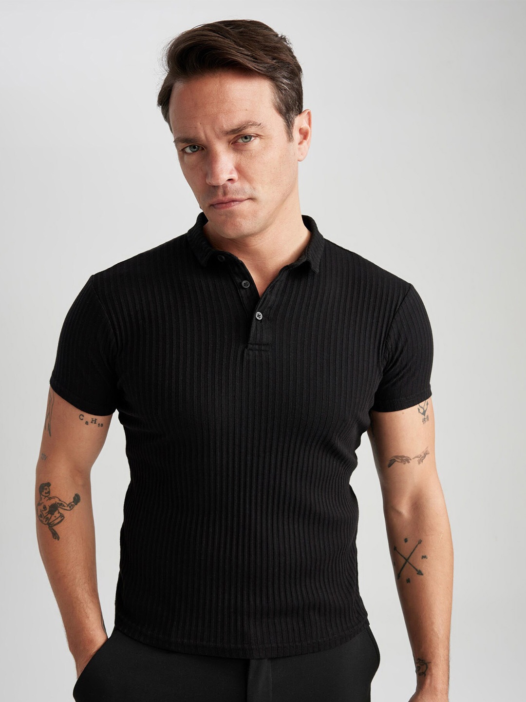 

DeFacto Printed Polo Collar T-shirt, Black