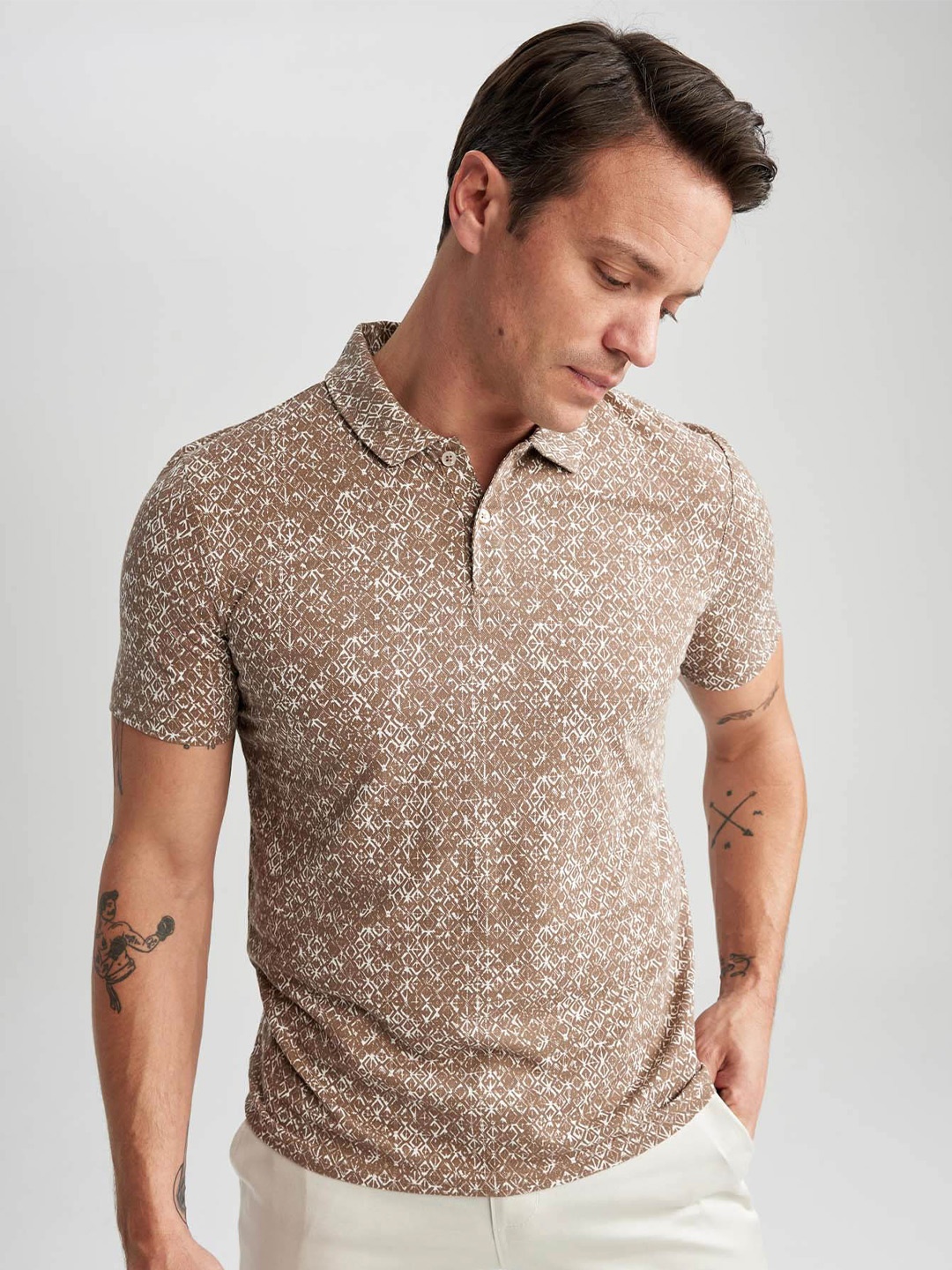 

DeFacto Abstract Printed Polo Collar Pure Cotton T-shirt, Olive