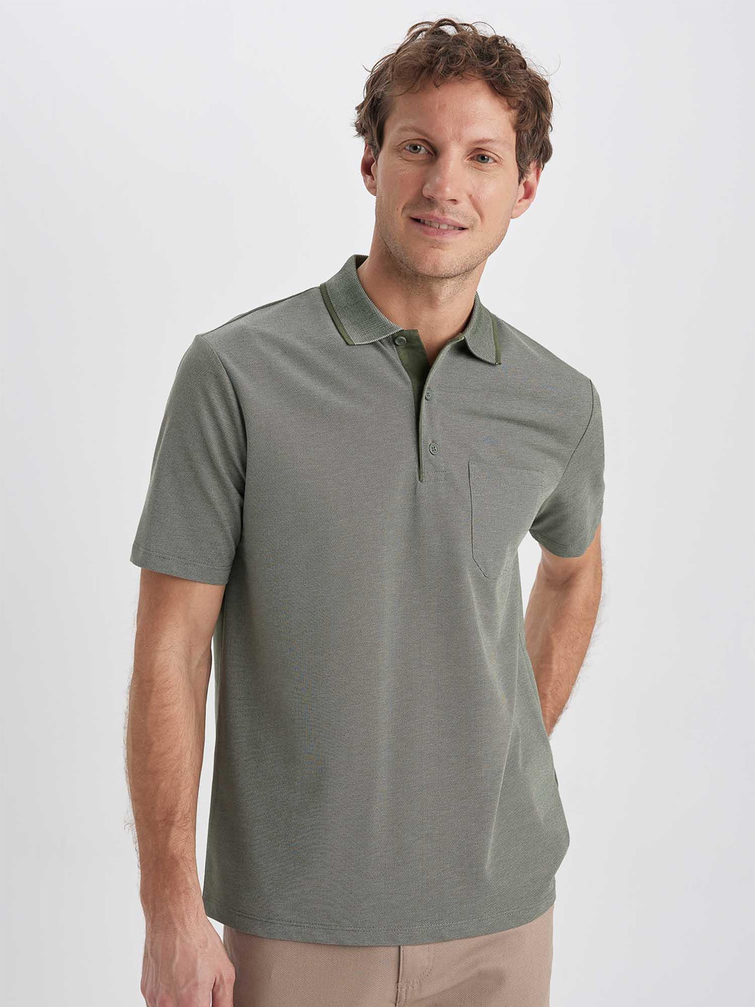 

DeFacto Polo Collar Short Sleeves T-shirt, Grey