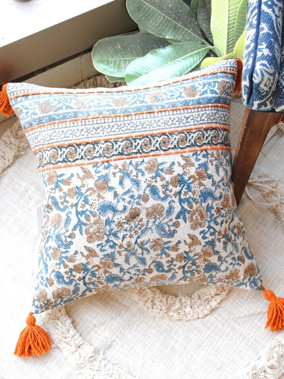 

Art Avenue White & Blue Ethnic Motifs Embroidered Cotton Square Cushion Cover