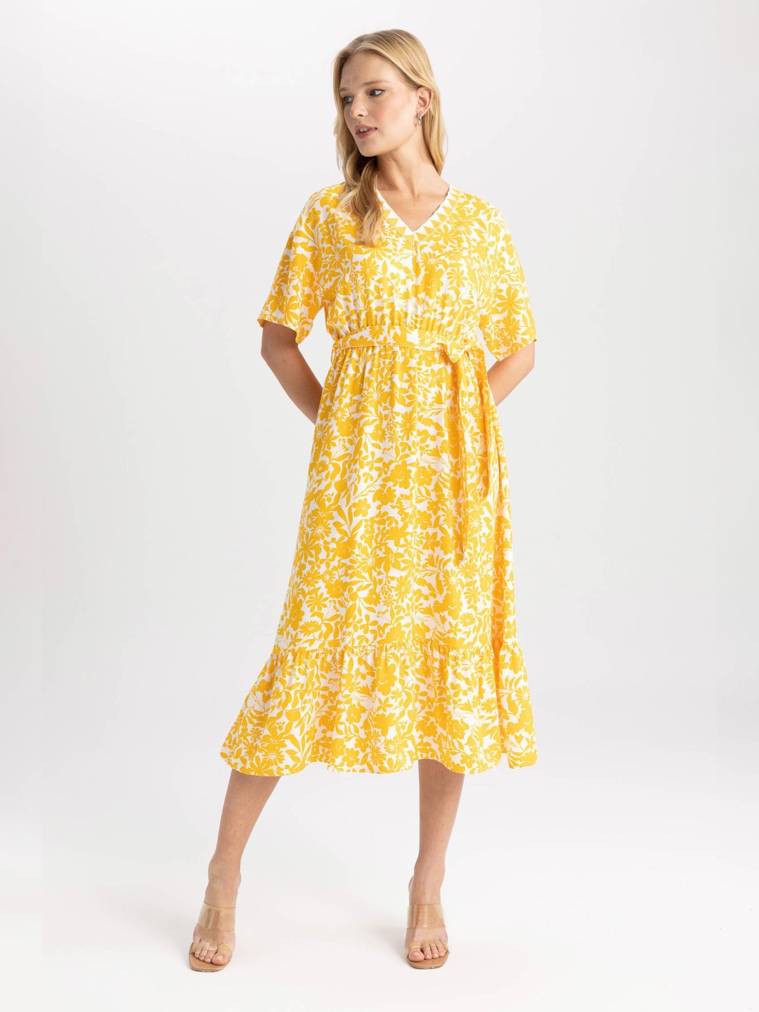 

DeFacto Floral Print V- Neck A-Line Midi Dress, Yellow