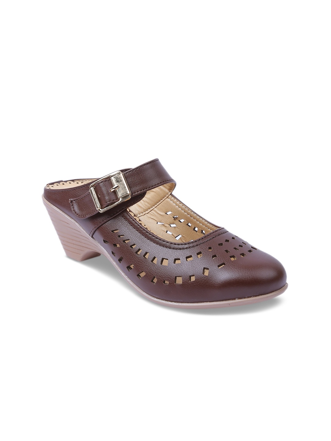 

VALIOSAA Women Brown Solid Sandals