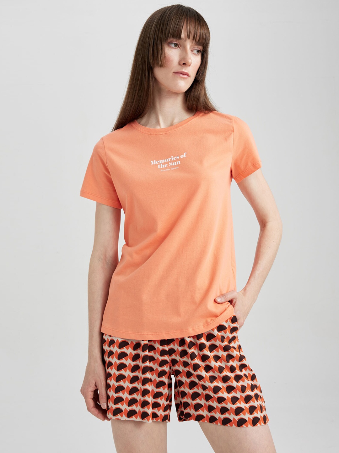 

DeFacto Women Geometric Printed Shorts, Orange