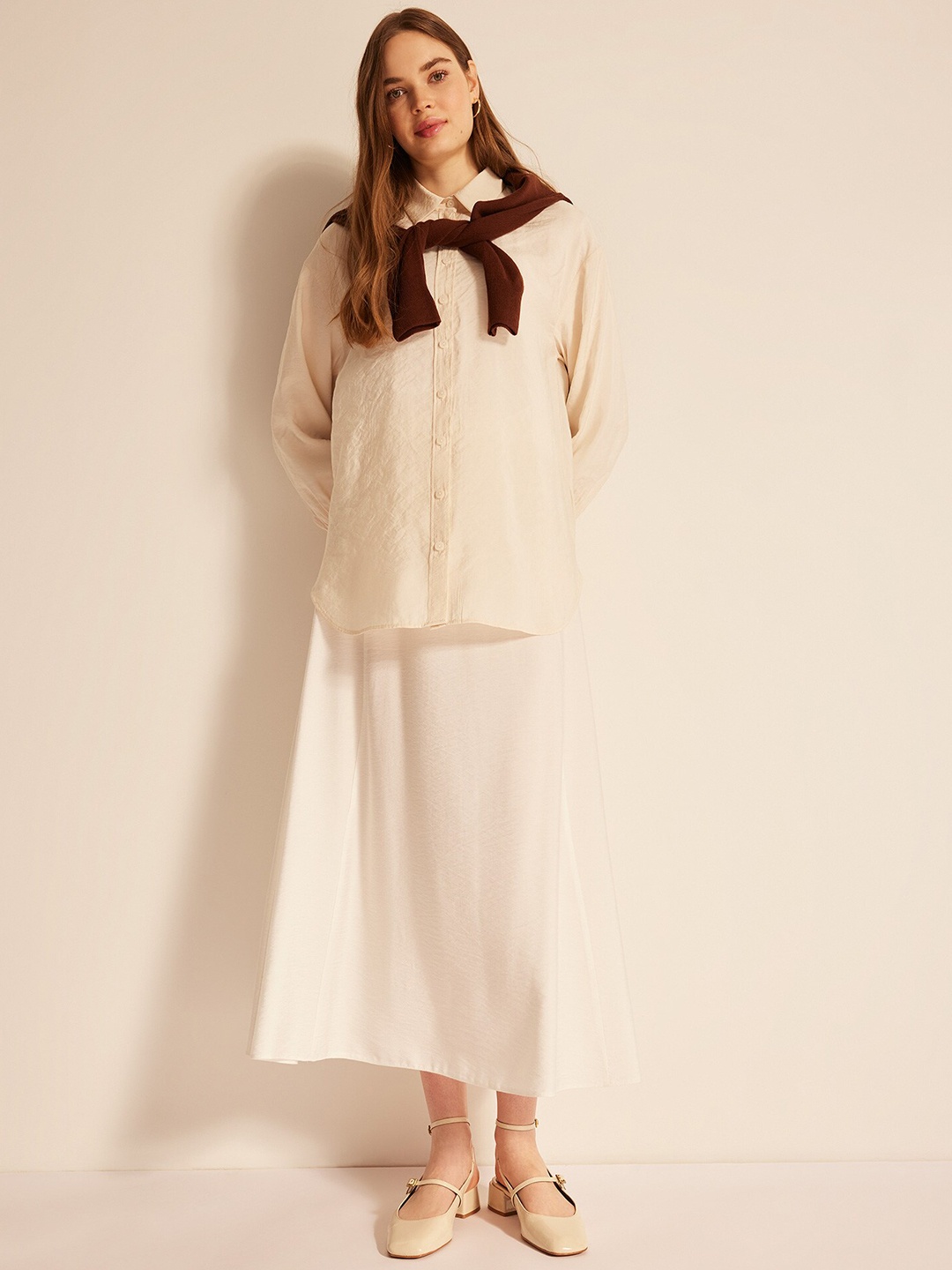 

DeFacto Solid Flared Maxi Skirt, Cream