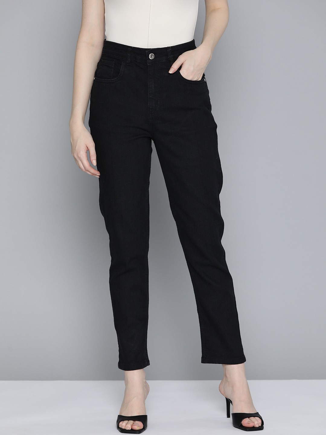

Chemistry Women Slim Fit Stretchable Jeans, Black