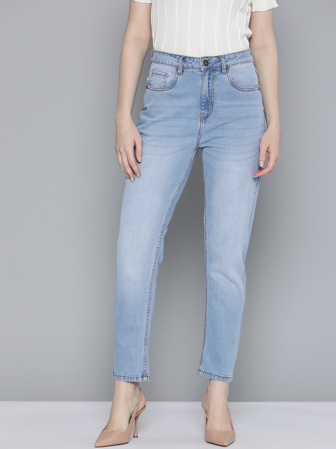 

Chemistry Women Slim Fit Light Fade Stretchable Jeans, Blue