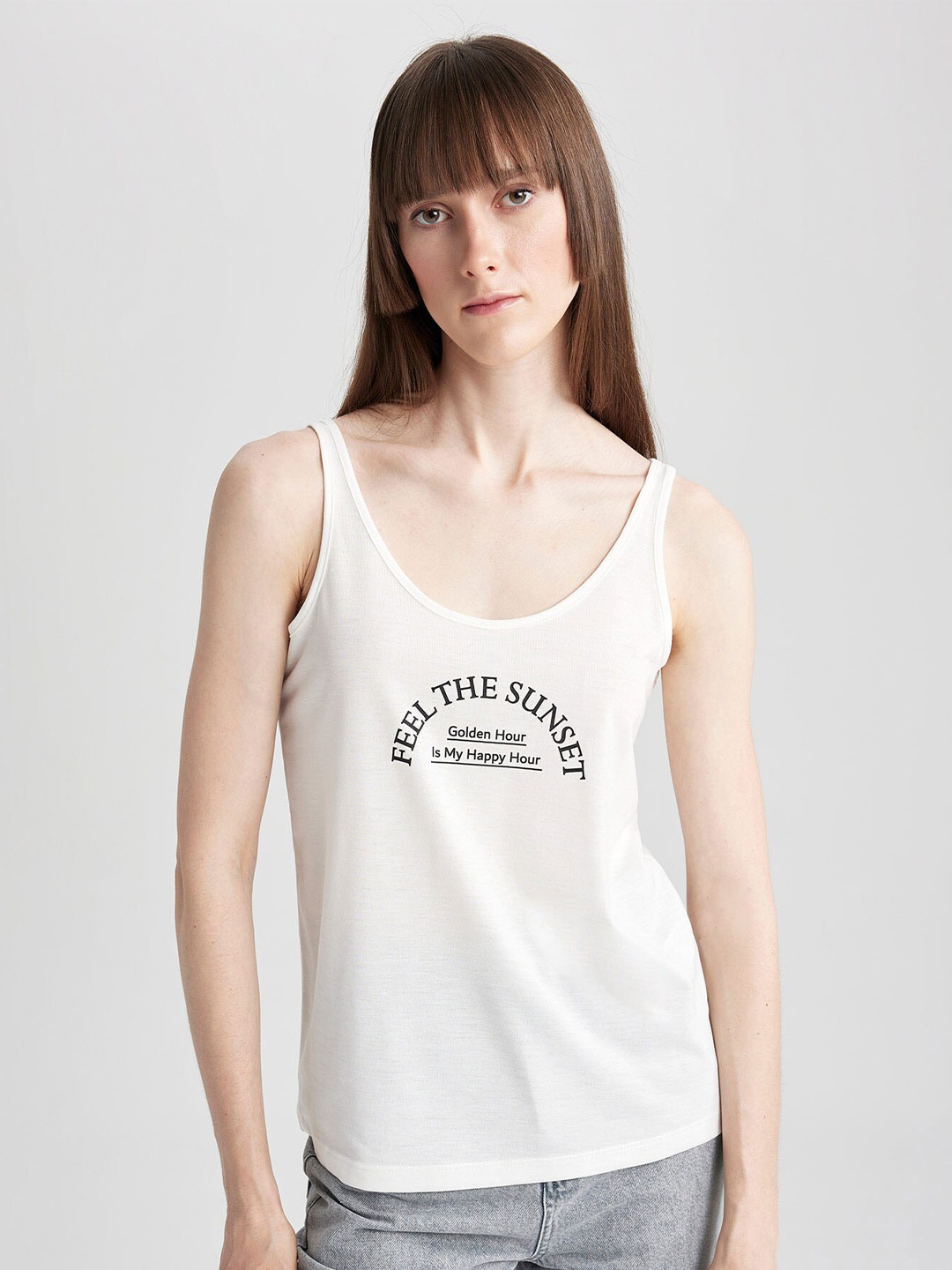 

DeFacto Scoop Neck Typography Printed Tank Top, White