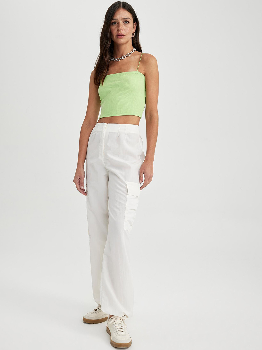 

DeFacto Women Mid Rise Parallel Trousers, White