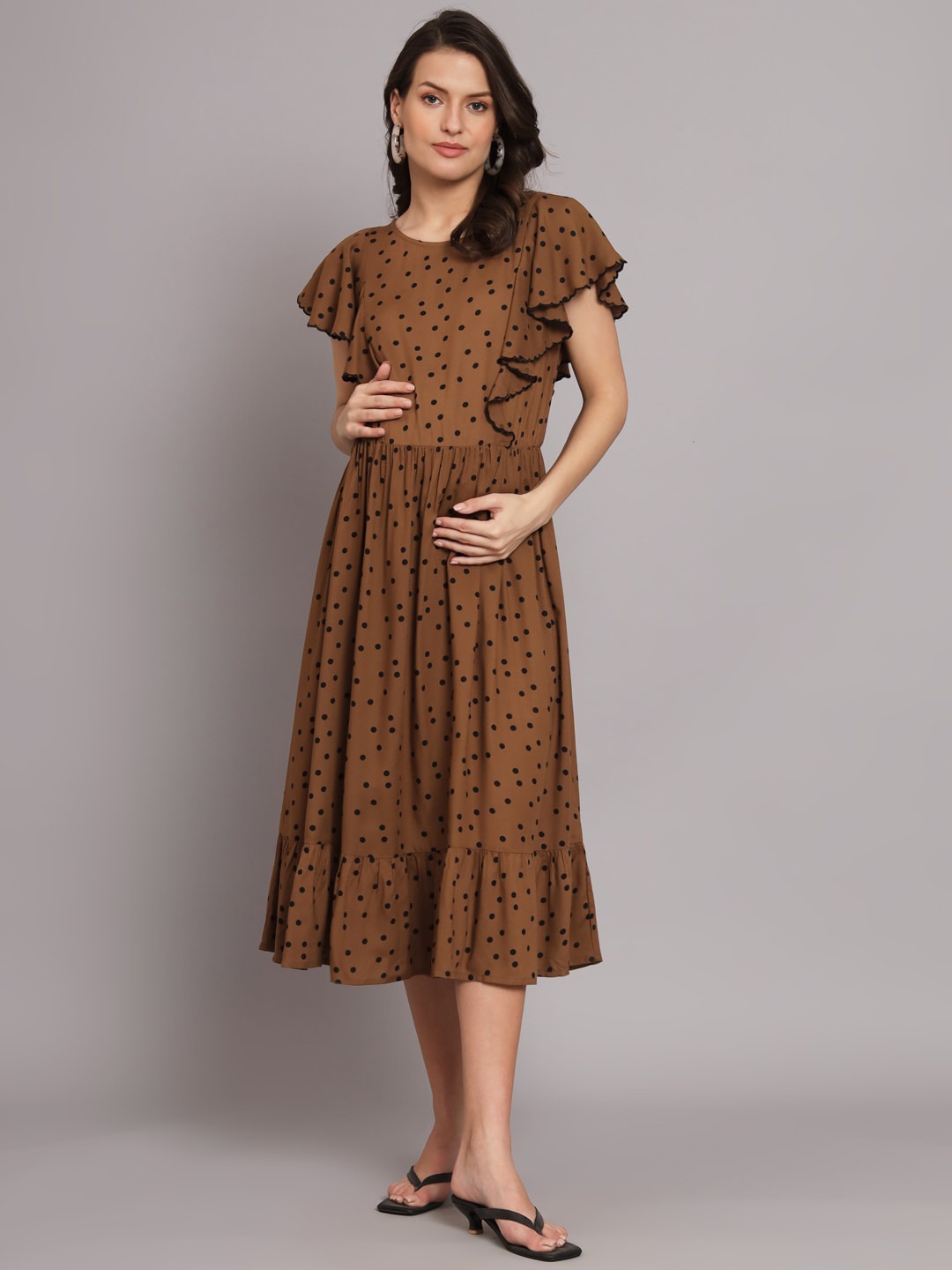 

The Vanca Brown & Black Colour Polka Dots Printed & Gathered Fit & Flare Maternity Dress