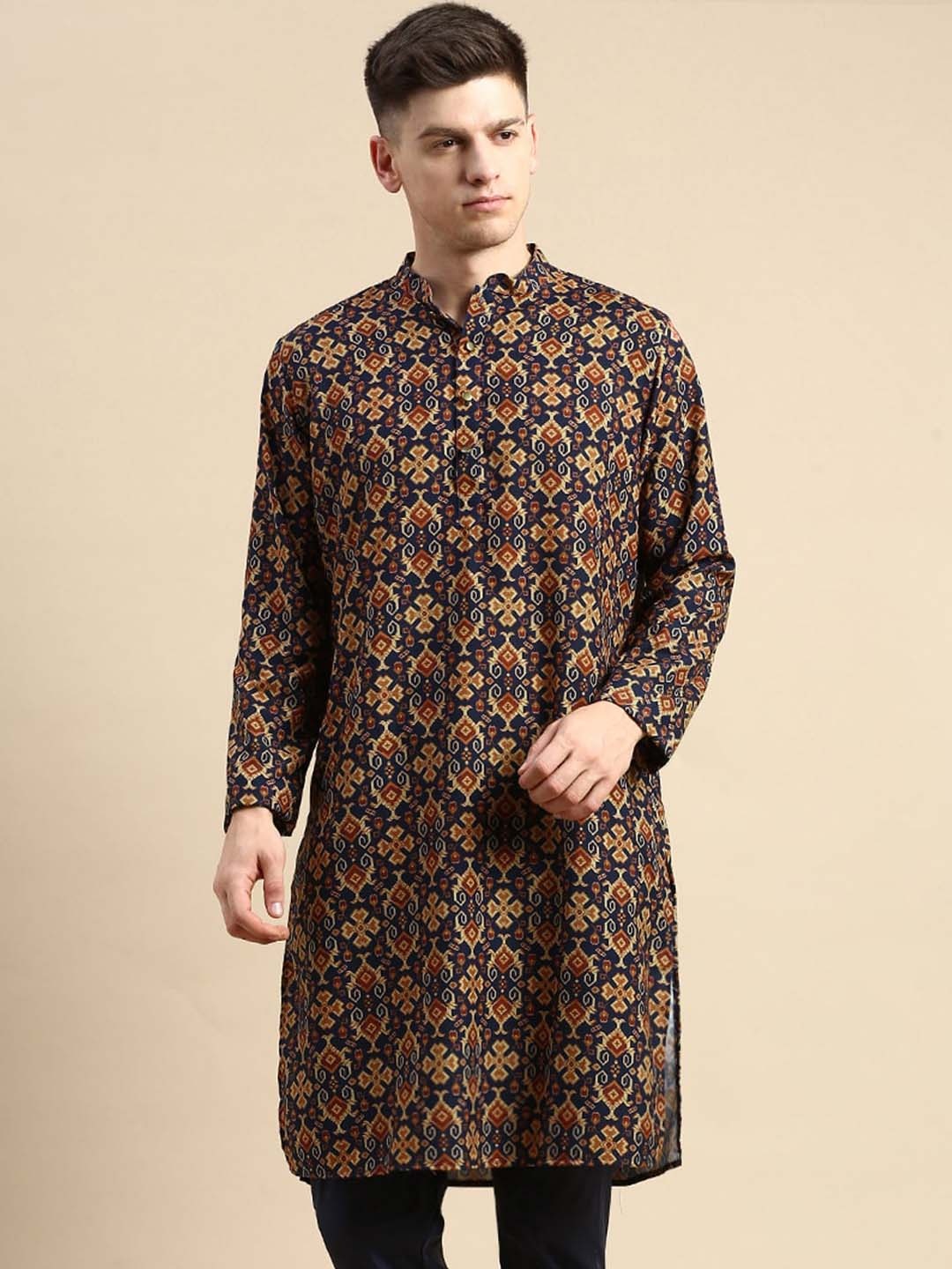 

Amodh by Kisah Ethnic Motifs Printed Straight Kurta, Navy blue