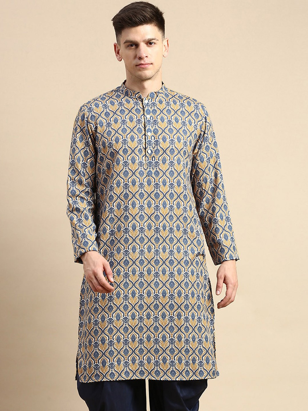 

Amodh by Kisah Ethnic Printed Mandarin Collar Regular Kurta, Mustard