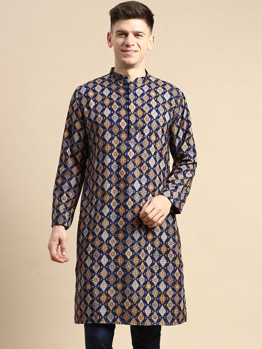 

Amodh by Kisah Ethnic Printed Mandarin Collar Regular Kurta, Navy blue
