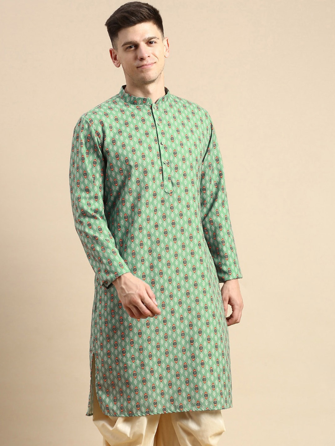 

Amodh by Kisah Mandarin Collar Ethnic Motifs Printed Kurta, Green