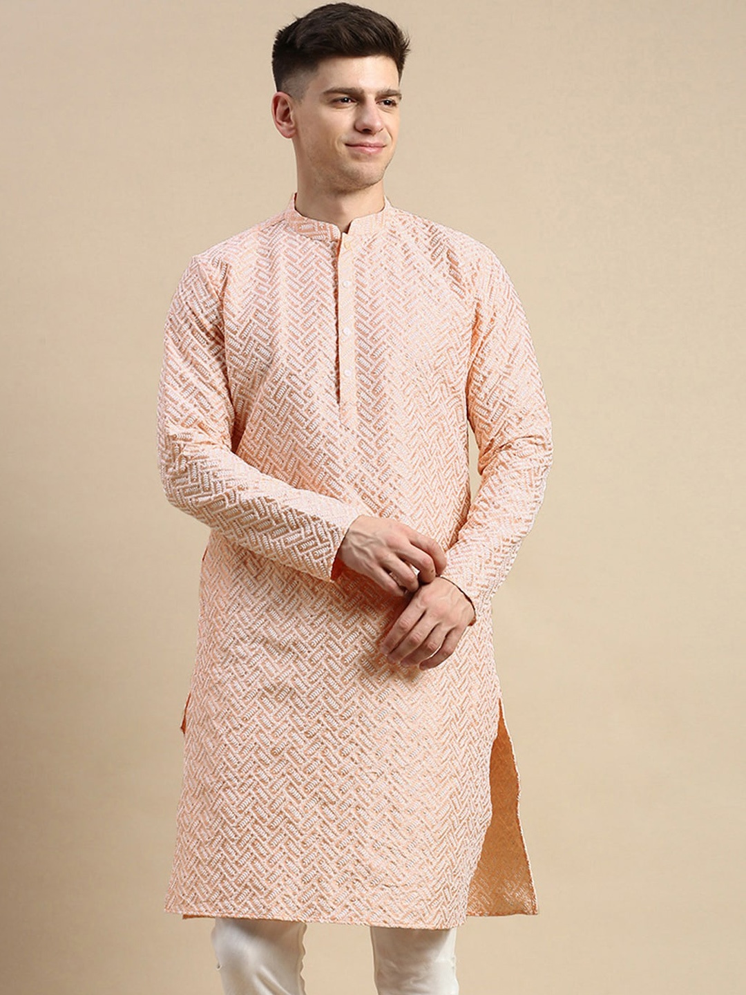 

Amodh by Kisah Floral Embroidered Straight Kurta, Peach