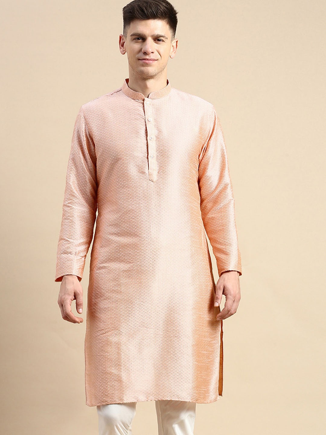 

Amodh by Kisah Men Woven Design Straight Kurta, Pink