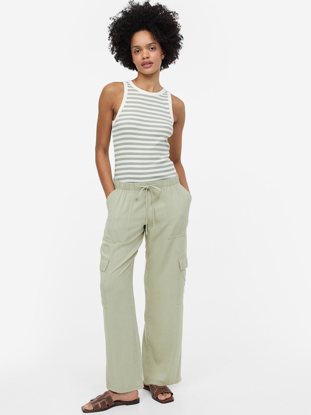 

H&M Women Linen-Blend Cargo Trousers, Green
