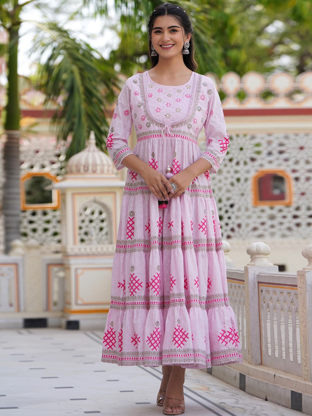 

PREKSHA Floral Embroidered Flared Anarkali Cotton Kurta, Pink