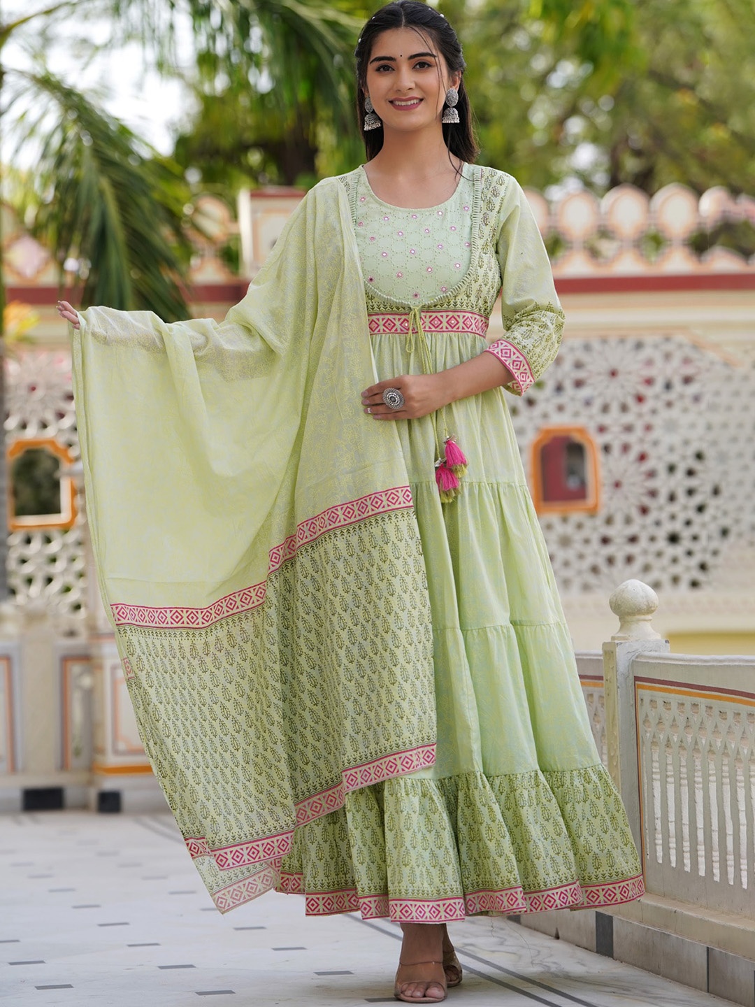 

PREKSHA Ethnic Motifs Printed Cotton Anarkali Kurta, Green