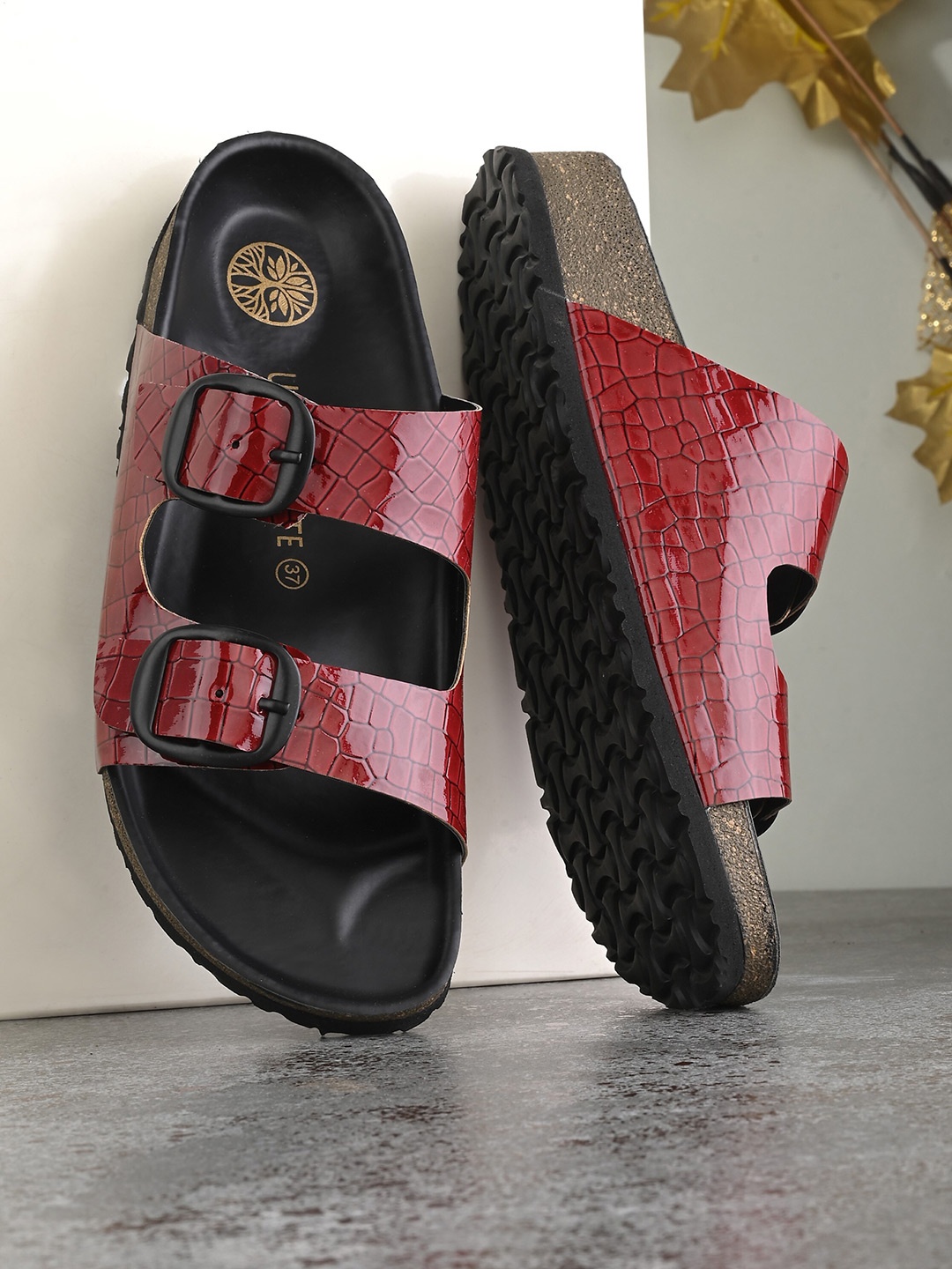 

UNDERROUTE Women Lightweight Two Strap Open Toe Flats With Buckles, Maroon