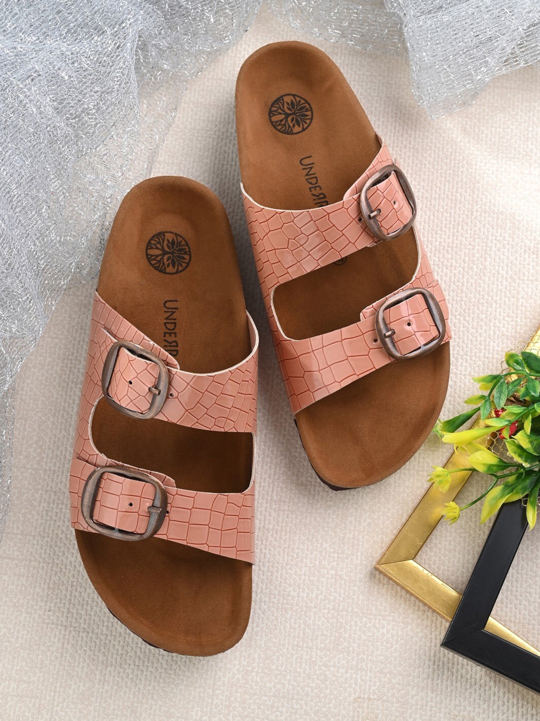 

UNDERROUTE Women Lightweight Textured Open Toe Flats With Buckles, Pink