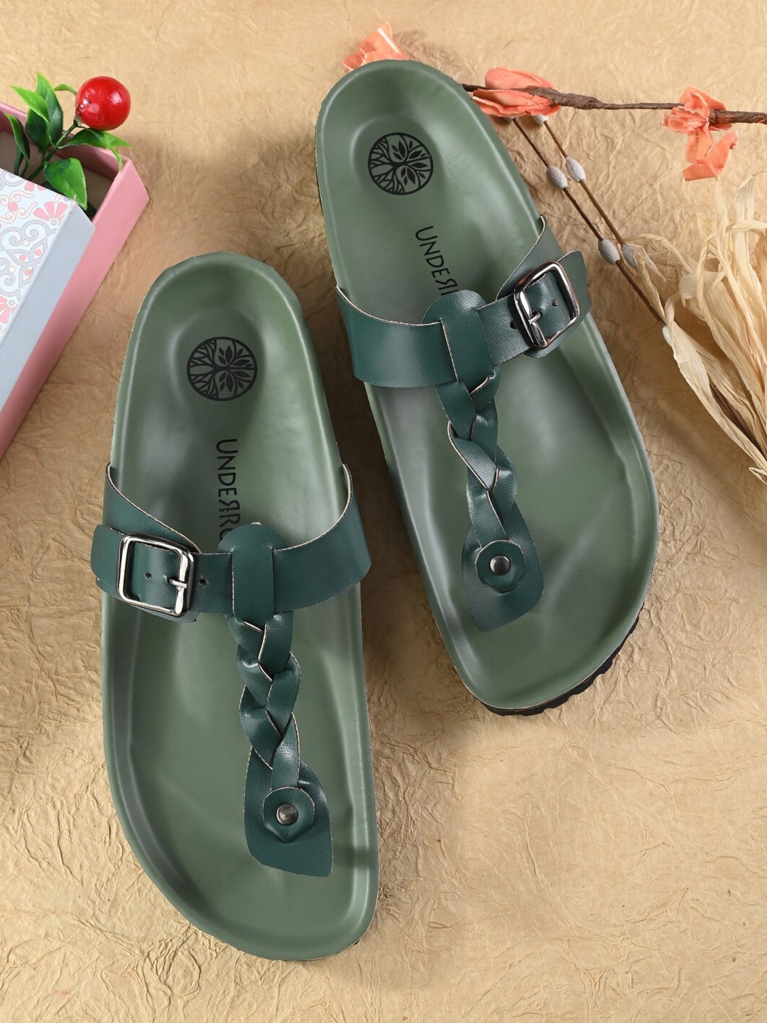 

UNDERROUTE Lightweight Braided T-Strap Flats With Buckles, Green