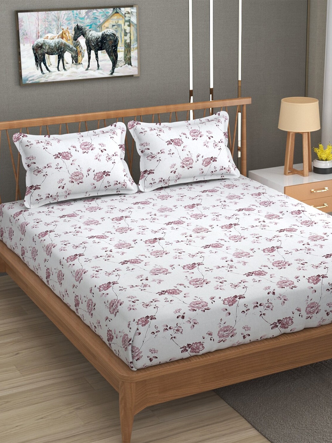 

MAFATLAL White & Purple Floral Cotton 180 TC Queen Bedsheet with 2 Pillow Covers