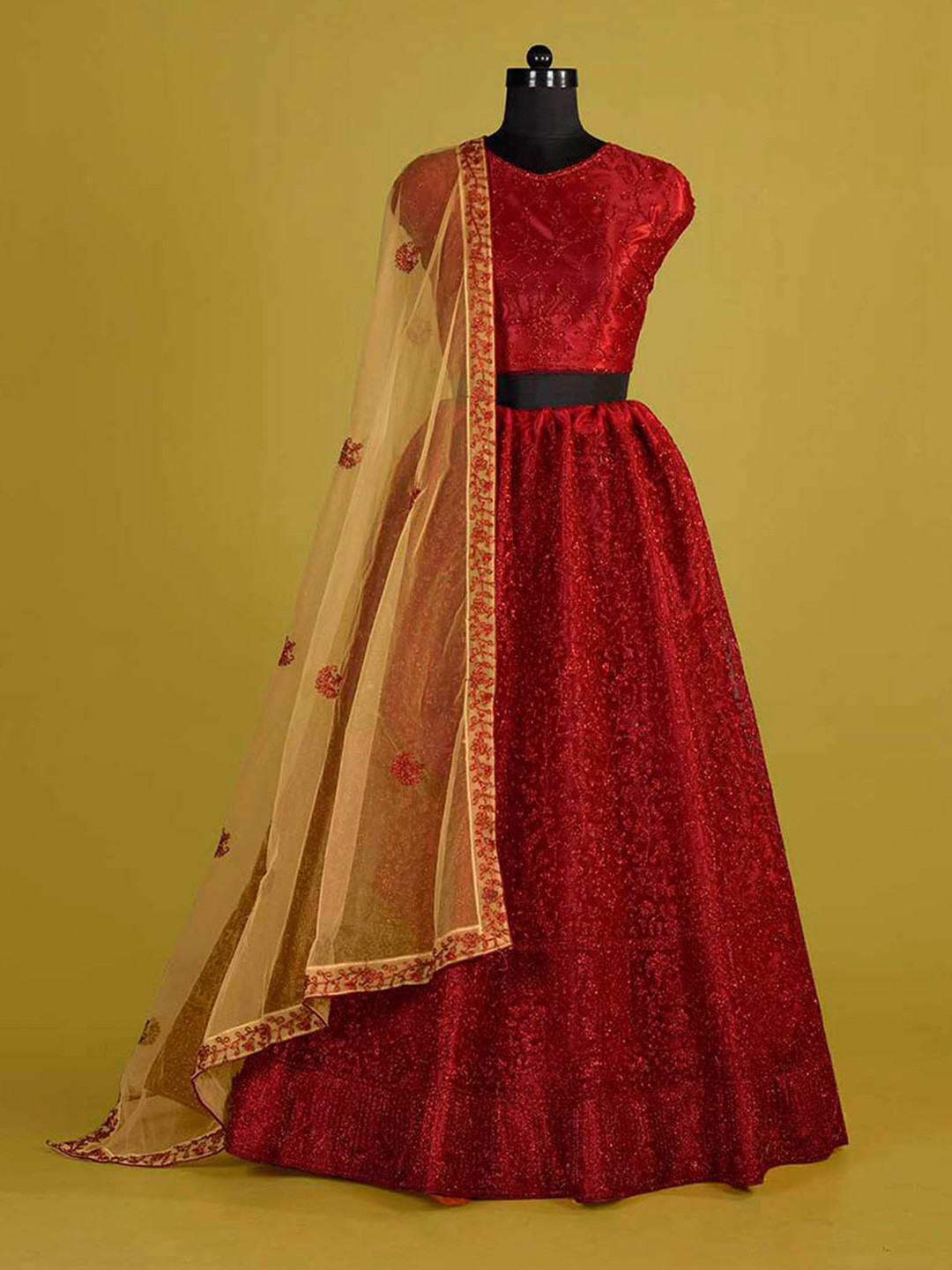 

HALFSAREE STUDIO Semi-Stitched Lehenga & Blouse With Dupatta, Maroon