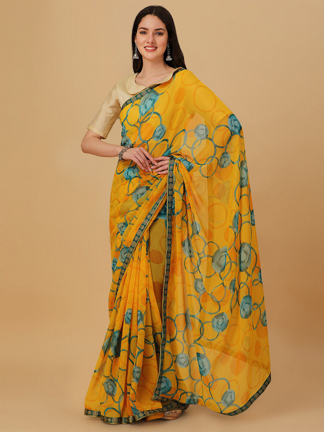 

Dori Geometric Printed Embellished Saree, Yellow