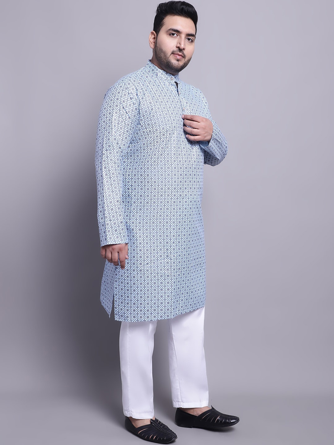 

SOJANYA PLUS Embroidered Regular Kurta with Pyjamas, Blue