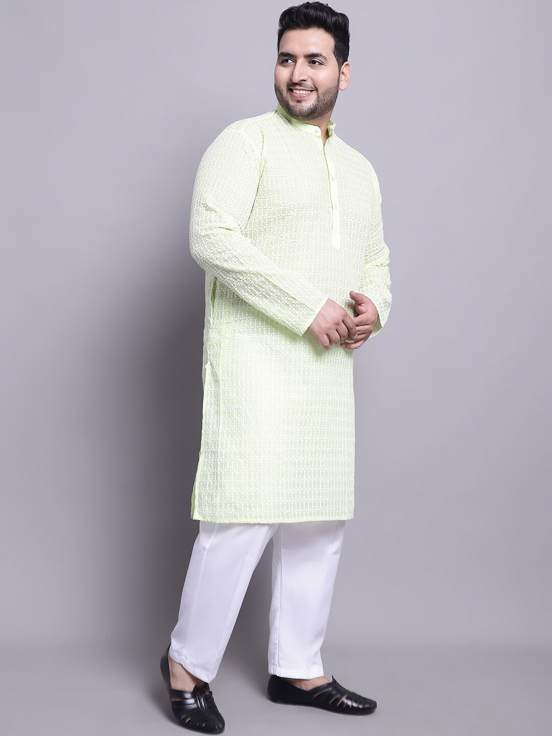

SOJANYA PLUS Embroidered Pure Cotton Regular Kurta with Pyjamas, Green