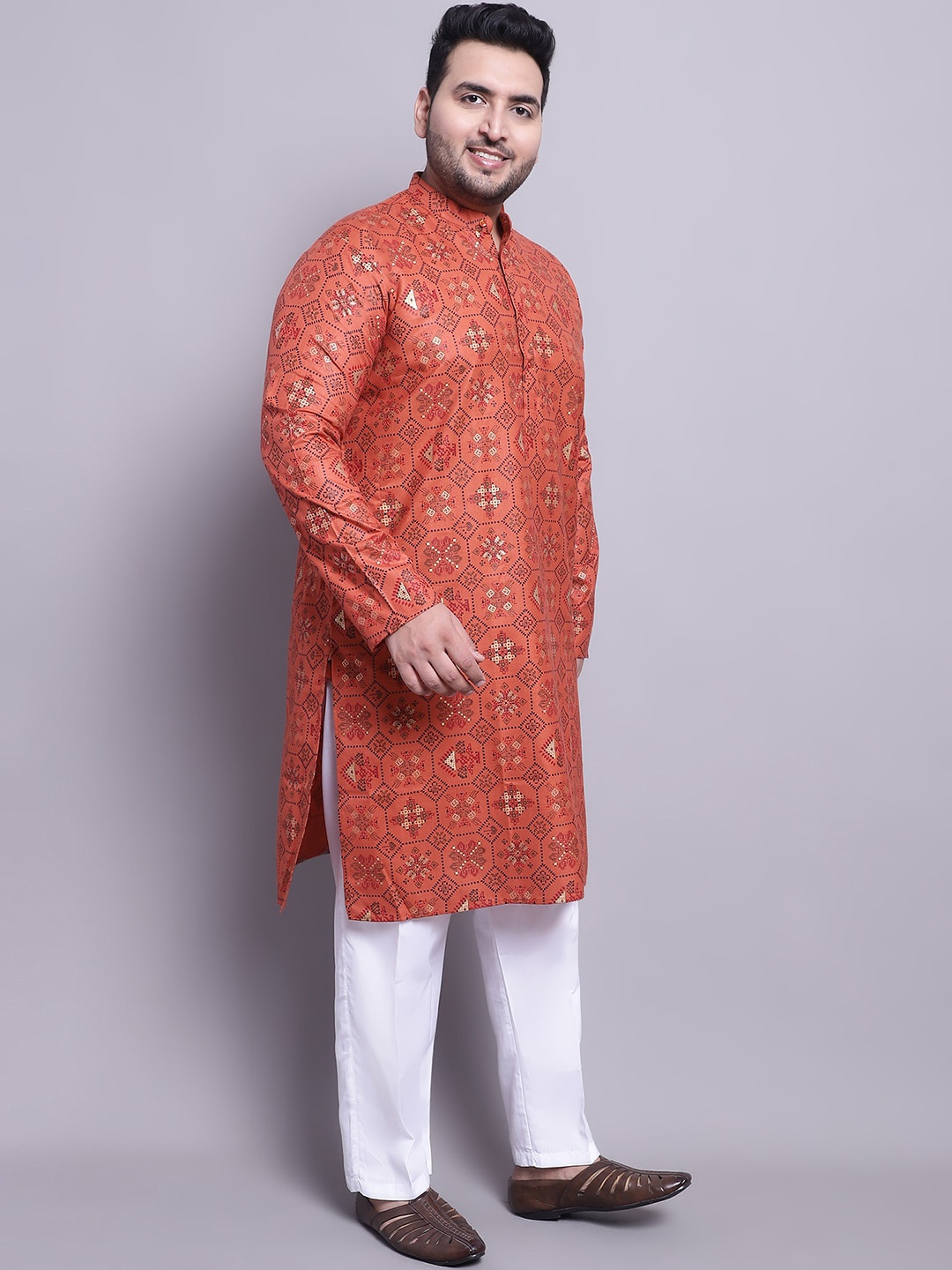 

SOJANYA PLUS Ethnic Motifs Printed Regular Kurta & Pyjamas With Nehrujacket, Orange