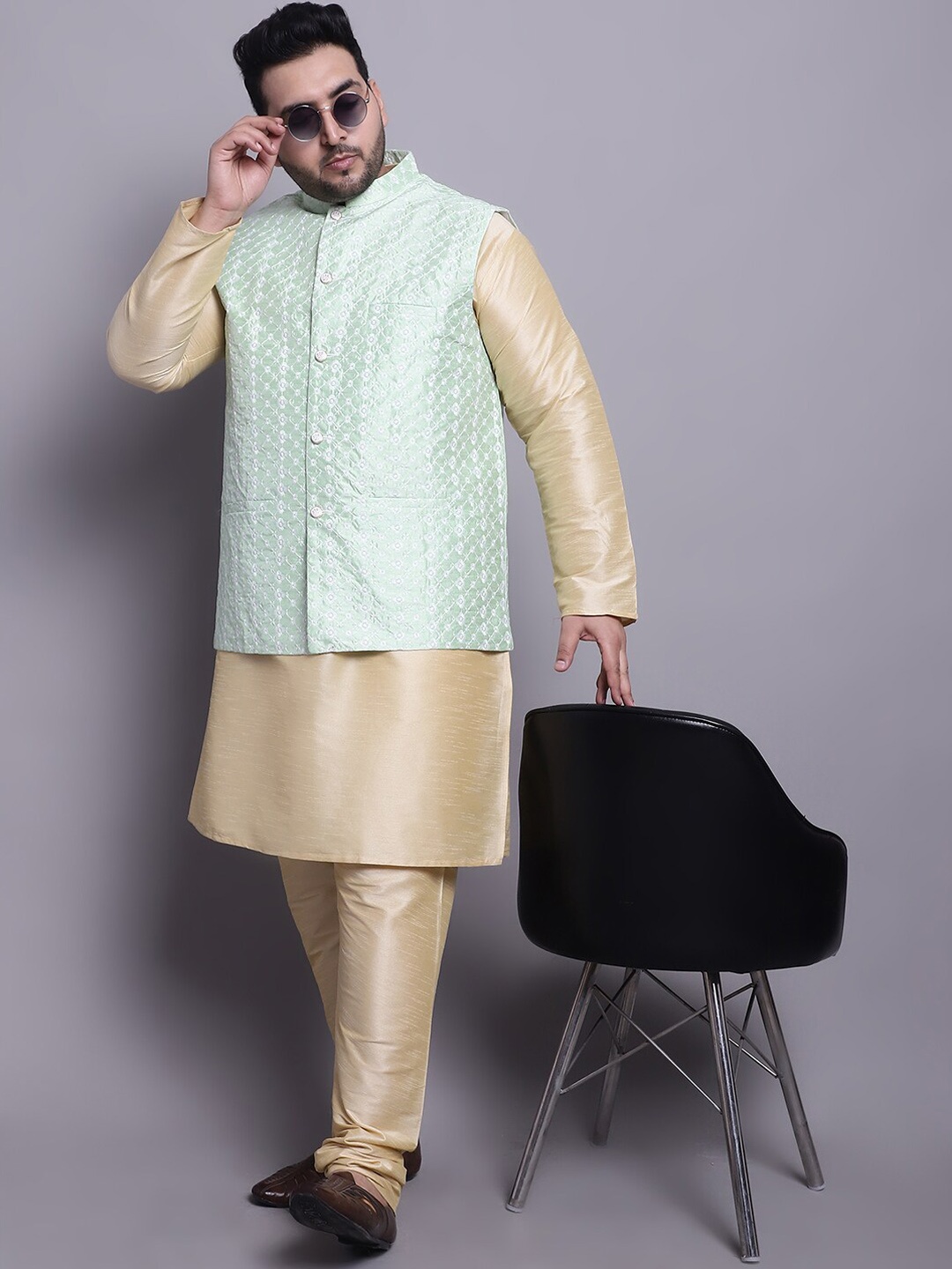 

SOJANYA PLUS Mandarin Collar Kurta With Churidar & Nehru Jacket, Gold