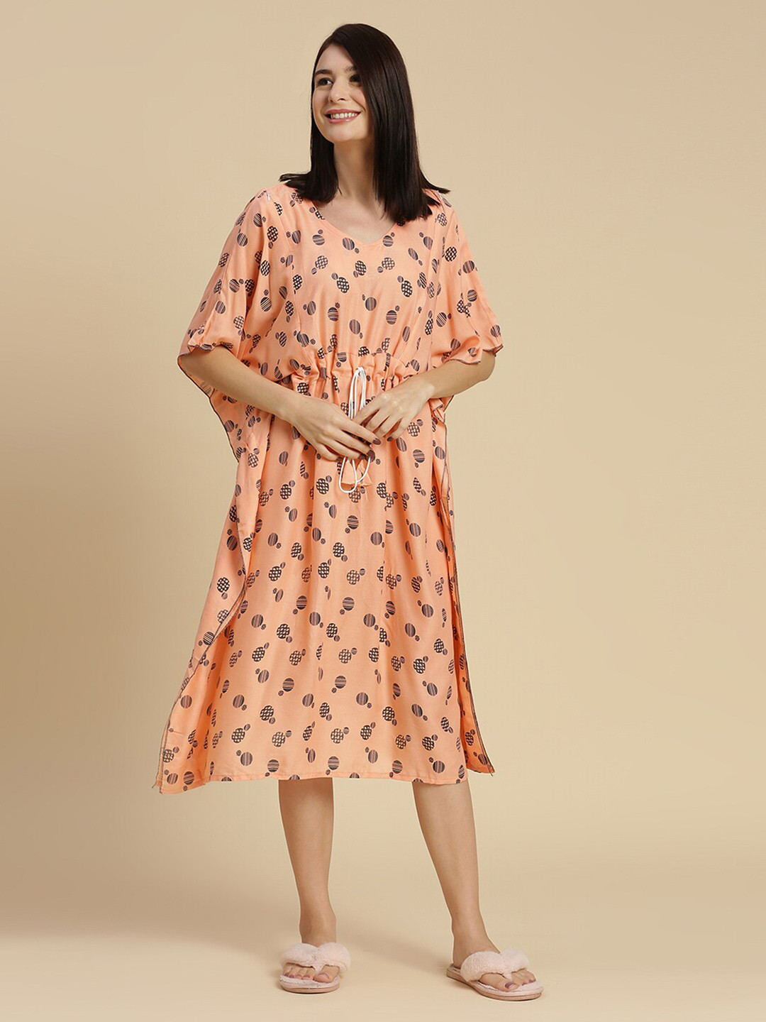 

Pretty Awesome Geometric Printed Maternity Kaftan Nightdress, Peach