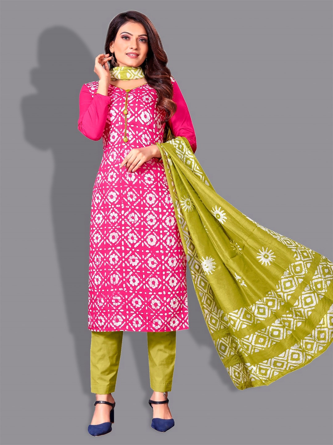 

APNISHA Floral Printed Unstitched Dress Material, Pink