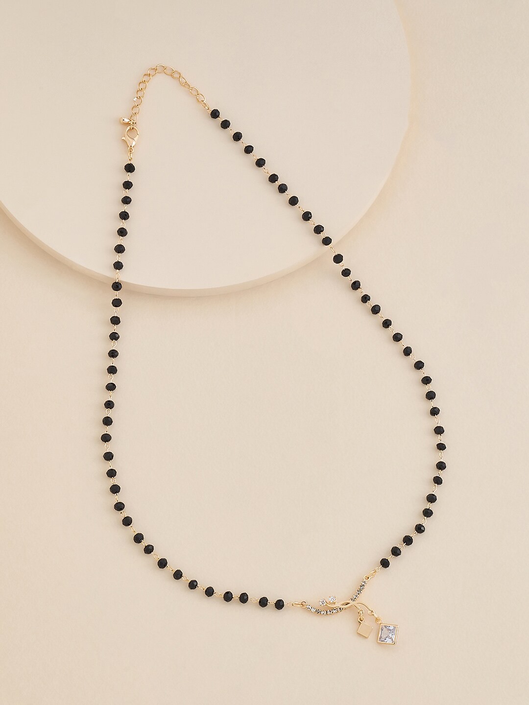 

Kushal's Fashion Jewellery Gold-Plated Stone-Studded & Beaded Mangalsutra