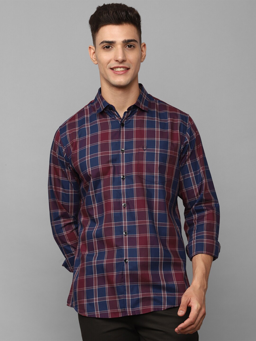 

Allen Solly Slim Fit Tartan Checked Pure Cotton Casual Shirt, Navy blue