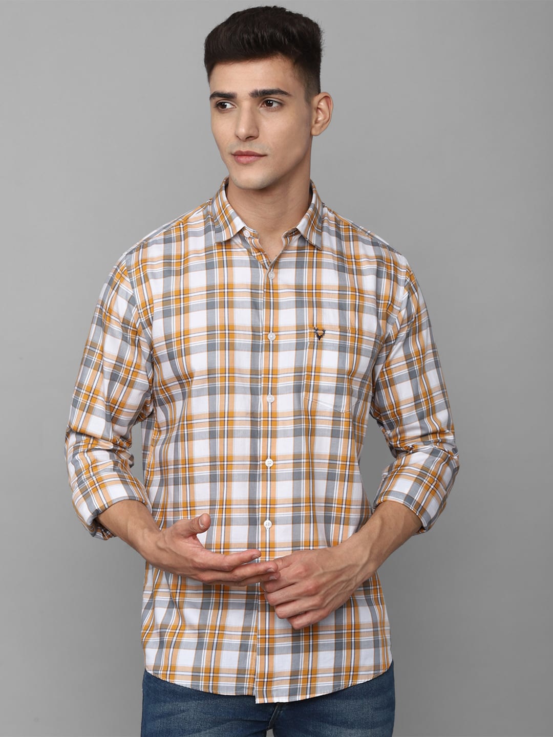 

Allen Solly Men Slim Fit Tartan Checked Pure Cotton Casual Shirt, White