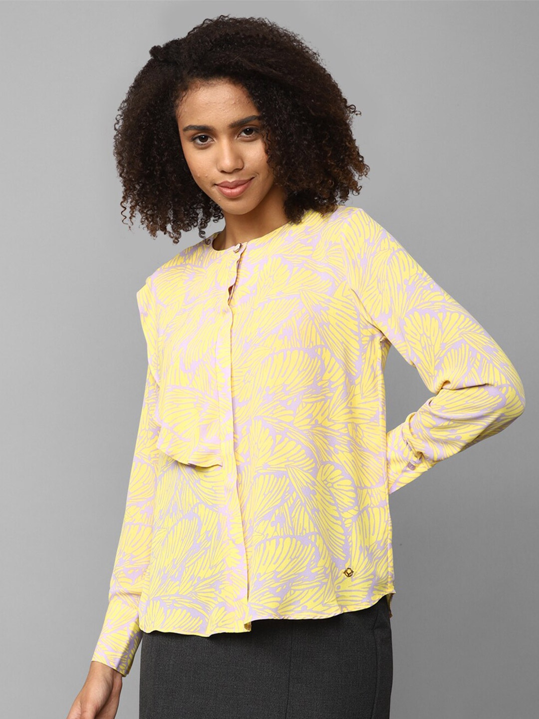 

Allen Solly Woman Abstract Printed Shirt Style Top, Yellow