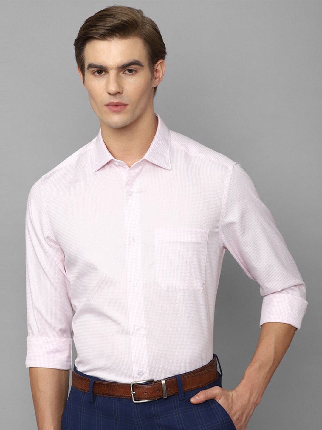 

Louis Philippe Checked Spread Collar Pure Cotton Slim Fit Formal Shirt, Pink