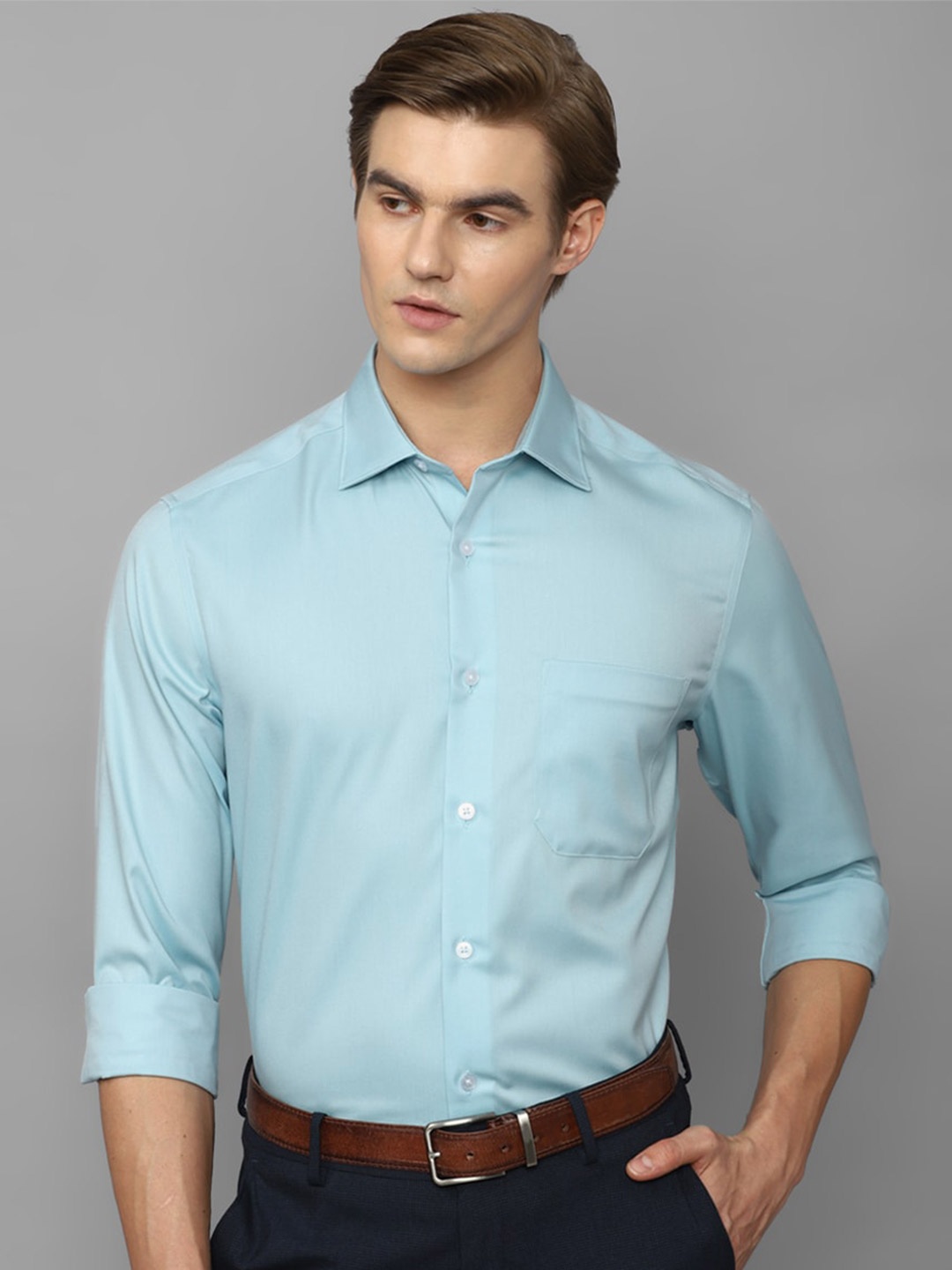 

Louis Philippe Spread Collar Pure Cotton Slim Fit Formal Shirt, Blue