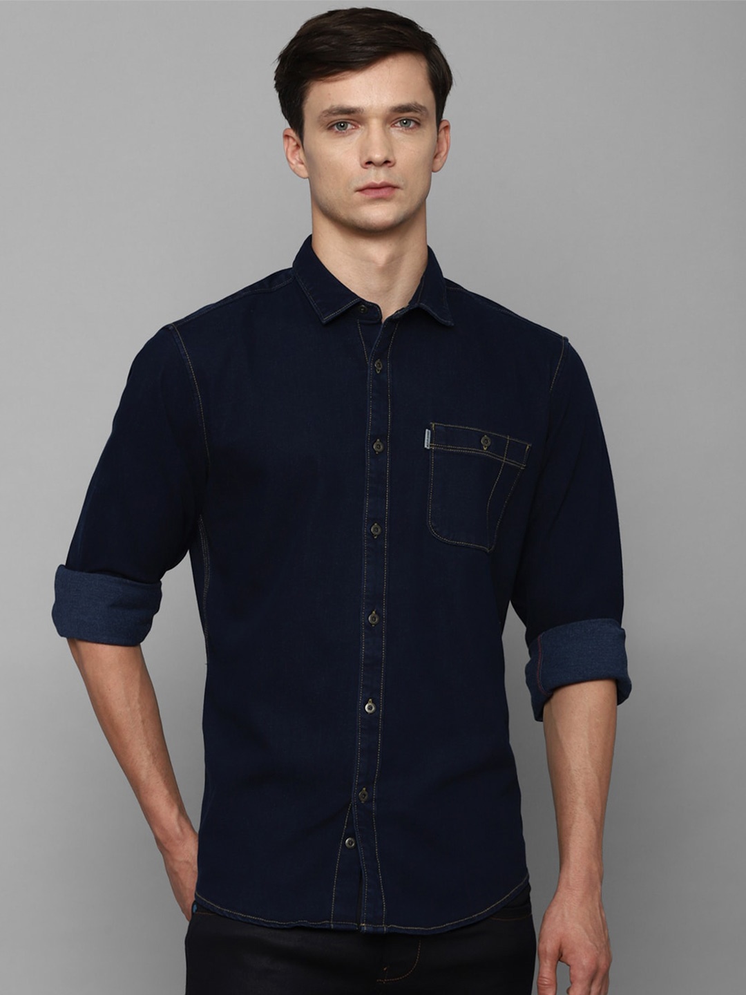 

Louis Philippe Jeans Slim Fit Casual Shirt, Navy blue