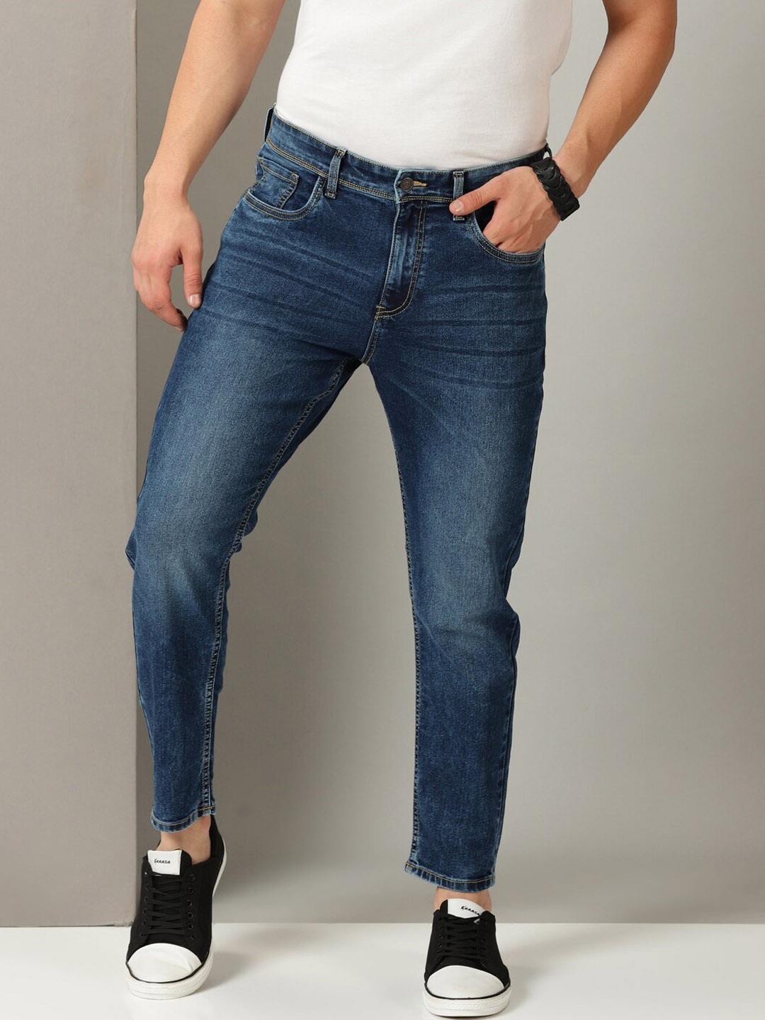 

Old Grey Men Slim Fit Mid-Rise Light Fade Clean Look Cotton Jeans, Blue