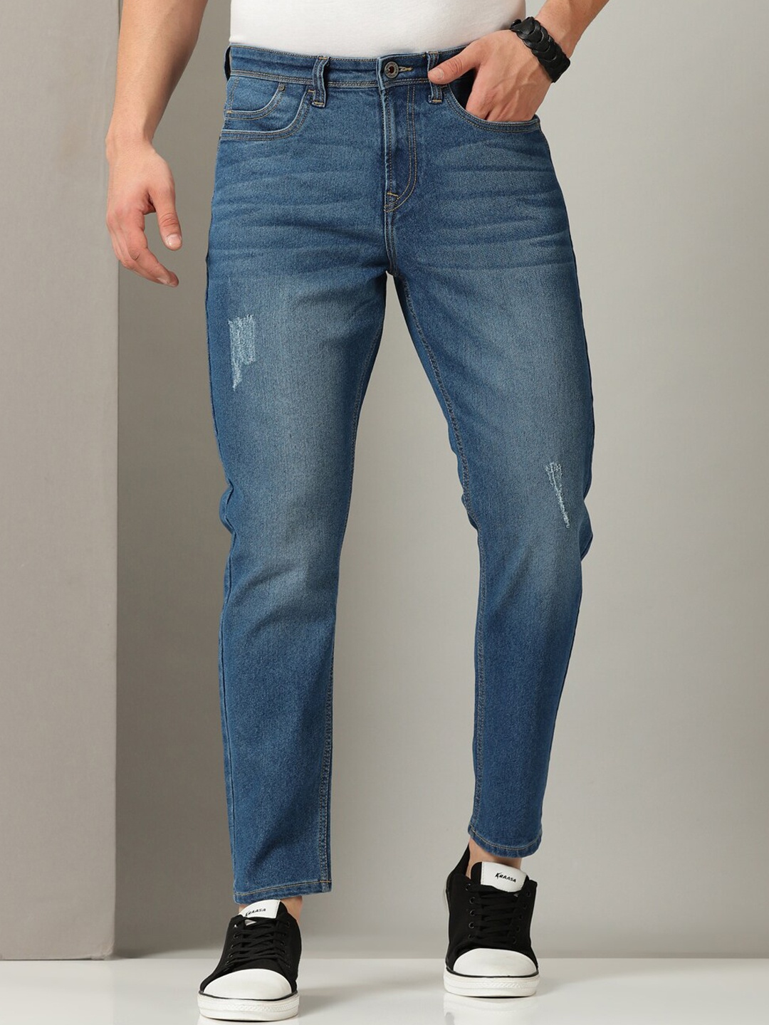 

Old Grey Men Relaxed Fit Low Distress Mid-Rise Light Fade Cotton Jeans, Blue