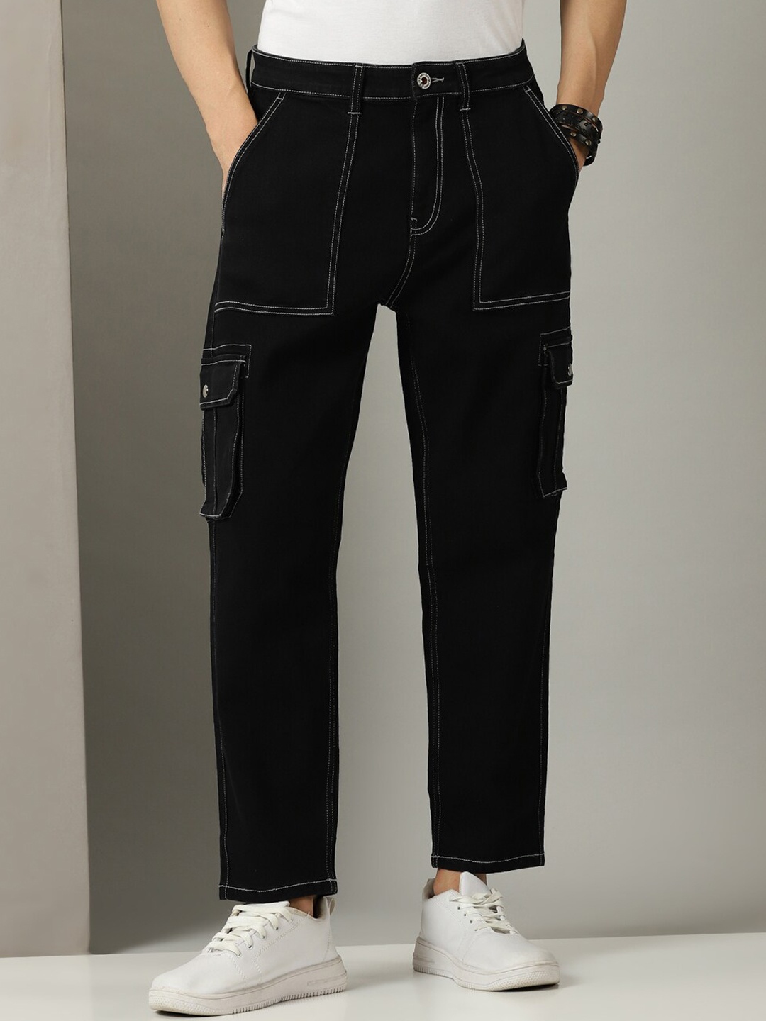 

Old Grey Men Mid-Rise Clean Look Cotton Jeans, Black