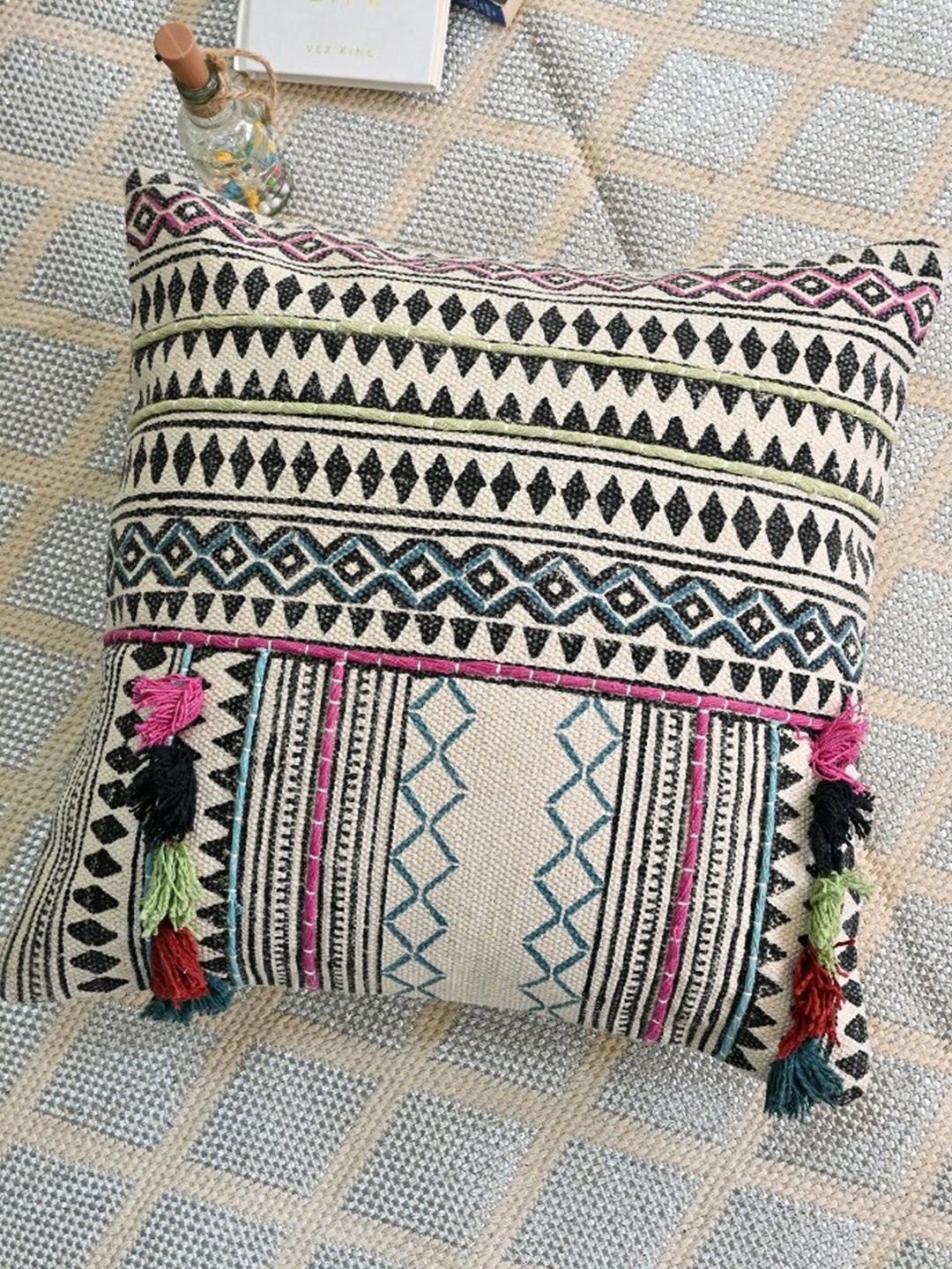 

Art Avenue Beige & Blue Geometric Embroidered Square Cotton Cushion Cover