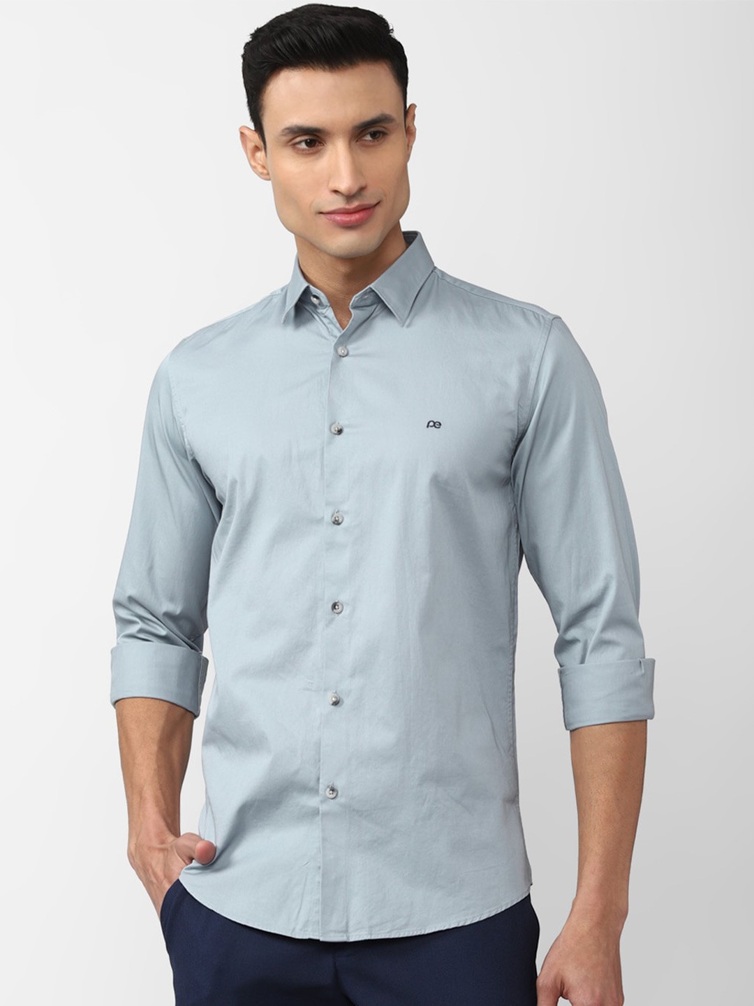

Peter England Casuals Slim Fit Opaque Pure Cotton Casual Shirt, Blue