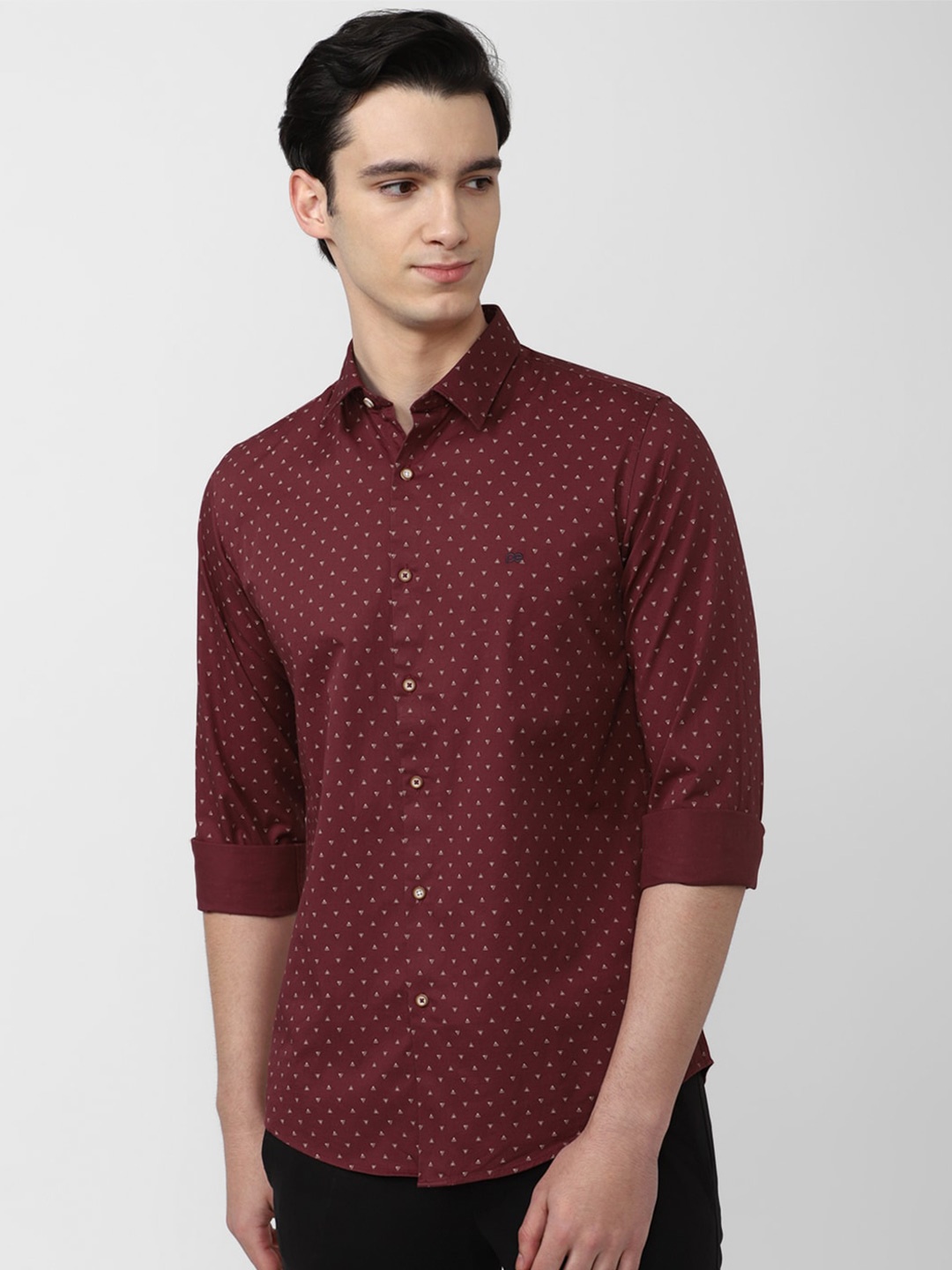 

Peter England Casuals Slim Fit Opaque Printed Pure Cotton Casual Shirt, Maroon