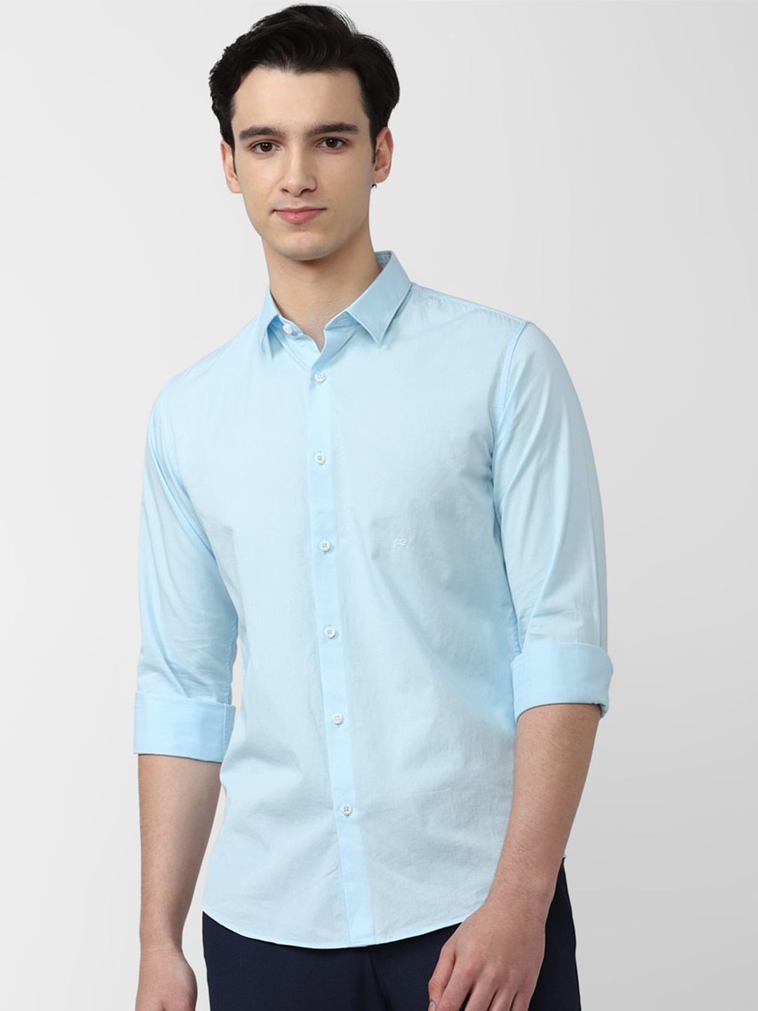 

Peter England Casuals Slim Fit Opaque Pure Cotton Casual Shirt, Blue