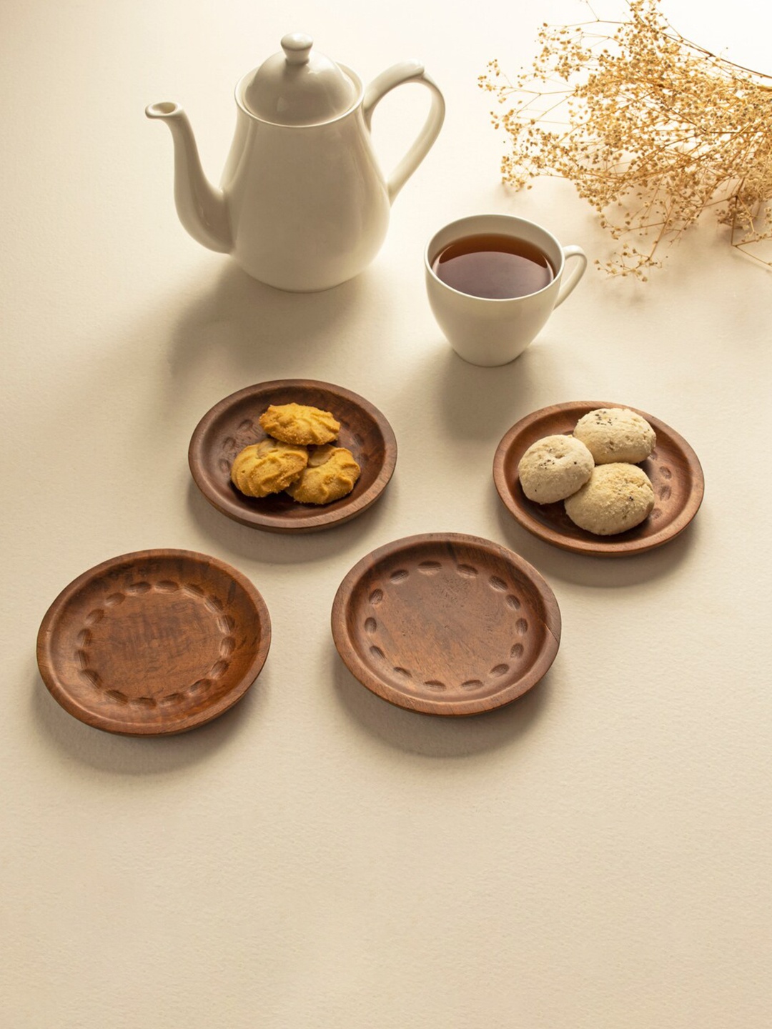 

HOUMN 4-Pcs Brown Wooden Cookie Plate Set